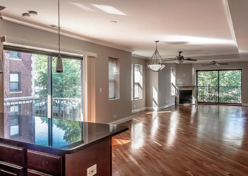 Foto principal - 4629 S Drexel Blvd