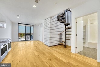 Building Photo - 57 N St NW