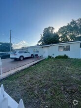 Building Photo - 17011 NW 33rd Ct