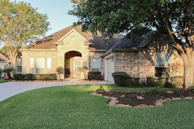 Foto del edificio - 18611 Peralta Hill Ln