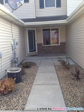 Building Photo - 955 Serenity Cir