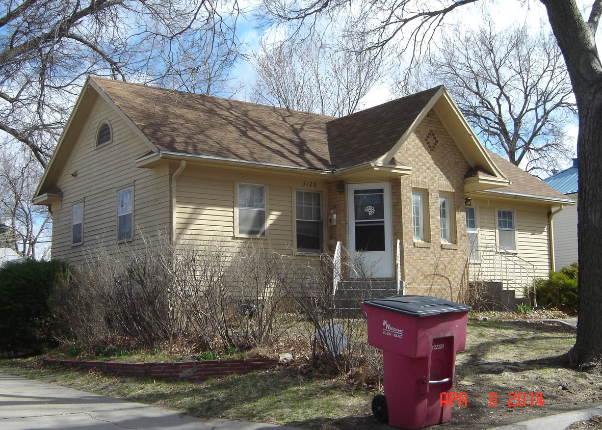 3120 Q St, Lincoln, NE 68503 House Rental in Lincoln, NE