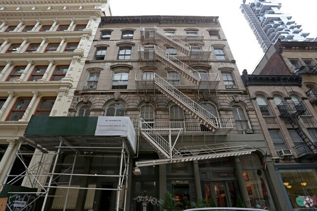 Front Entrance - 71 Franklin St