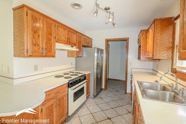 Foto del edificio - 3 br, 2 bath House - 128 Knoxberry Dr.