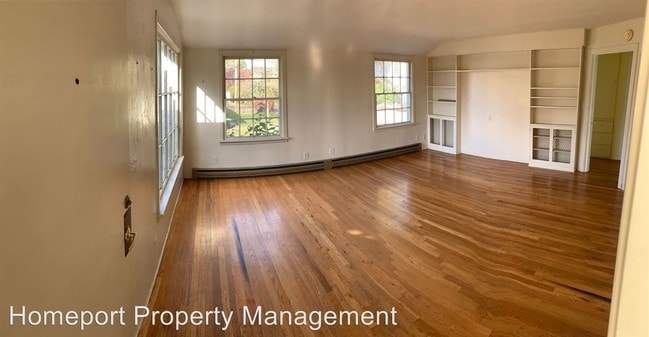 Building Photo - 135 NW 32nd St