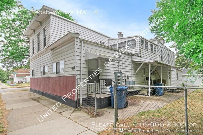 Foto del edificio - 1501 Broadway Ave NW