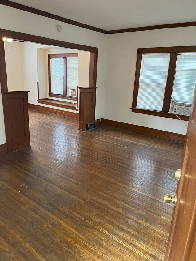 Foto principal - 1 Bed 1 Bath Duplex