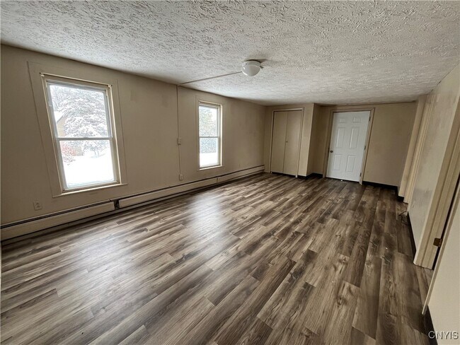 Foto del edificio - 684 West End Ave