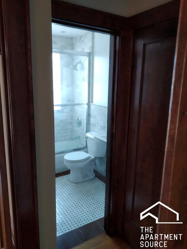 Foto del edificio - 2920 W Cullom Ave