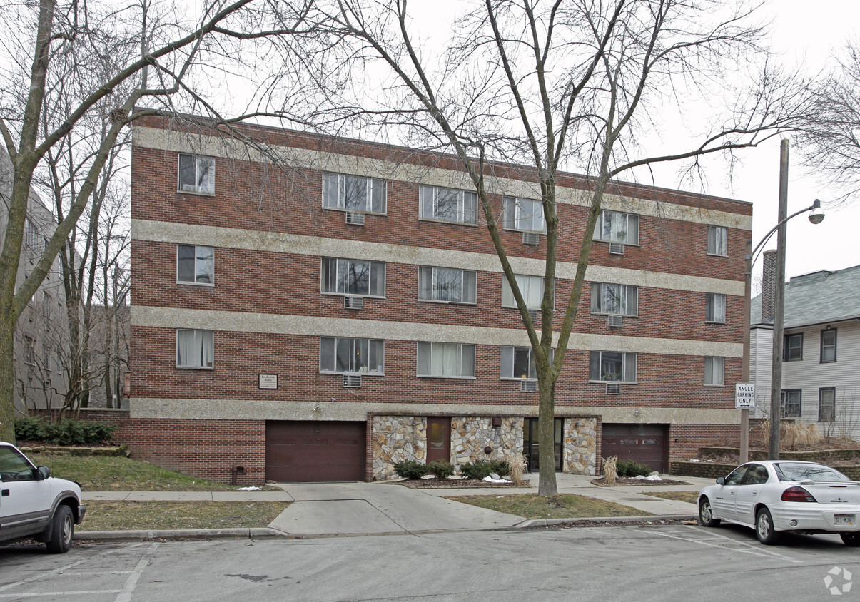 2637 N Frederick Ave - Frederick Ave Apartments