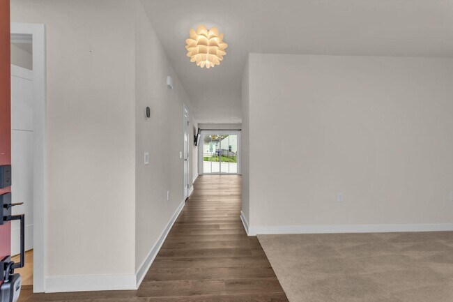 Foto del edificio - 767 Cottage Dr