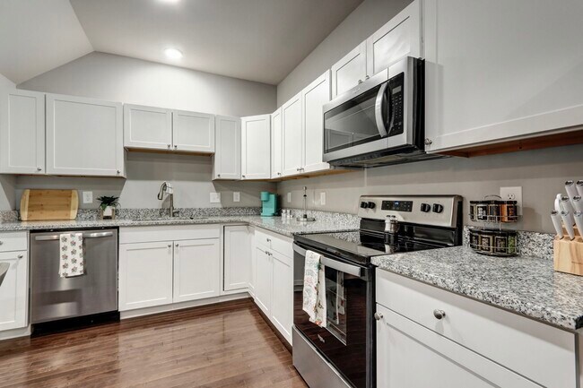 Foto del edificio - 448 Caldwell Dr