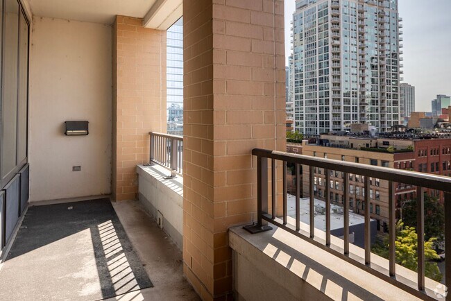 Foto del edificio - 701 N Wells St