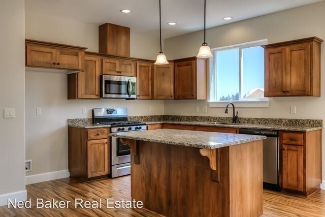Foto del edificio - 3 br, 2 bath House - 230 Summit View Ave SE