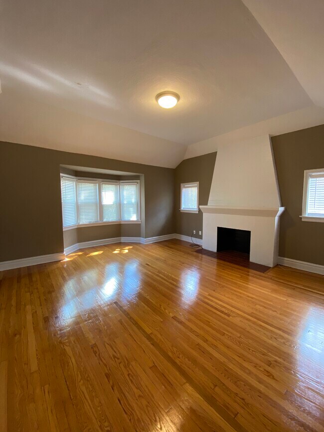 Building Photo - 7311 Pershing Ave