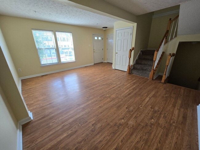 Building Photo - 4927 Bristle Cone Cir