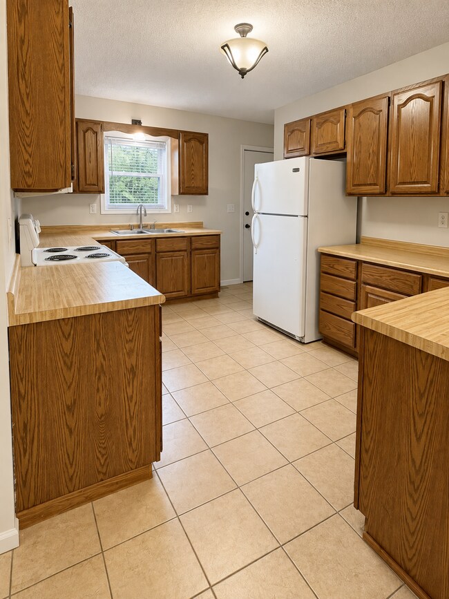 Foto del edificio - 8131 Ravine Rd