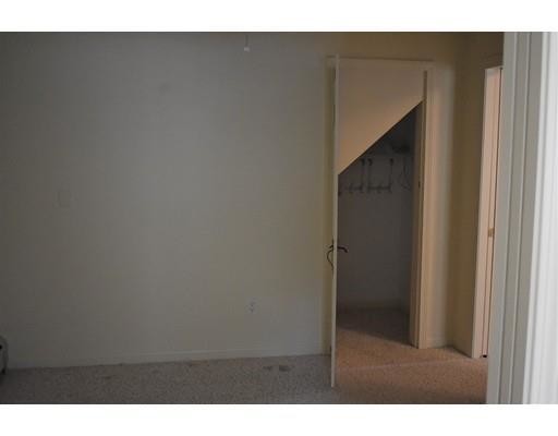 Building Photo - 1 bedroom in Bourne MA 02532