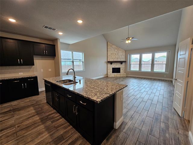 Building Photo - 2313 Cambridge Ave