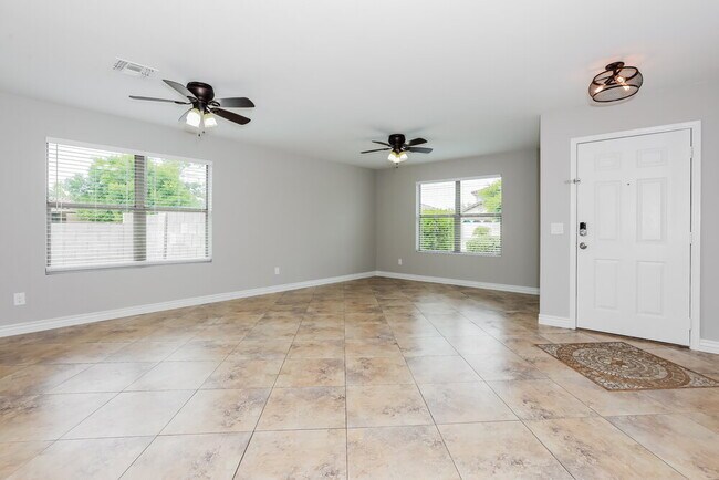 Building Photo - 3914 S Ponderosa Dr