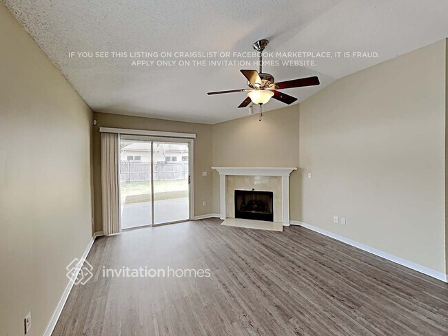 Foto del edificio - 3635 Live Oak Hollow Dr