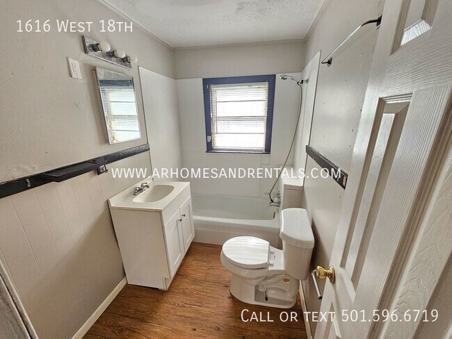 Building Photo - 1616 W 18th St