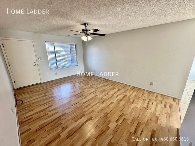 Foto del edificio - 2311 W Olla Ave