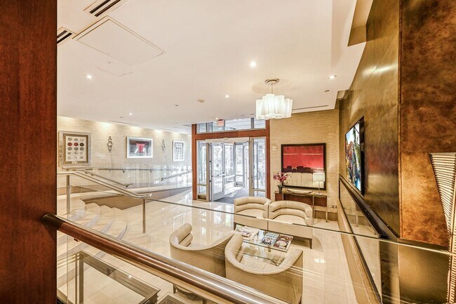 Foto del edificio - Penn Quarter 1 Bedroom + Spacious Loft or ...