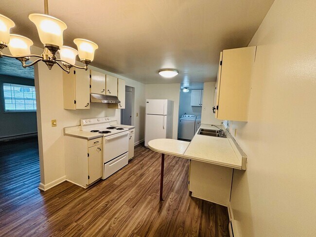 Foto del edificio - 1605 Lark Ln