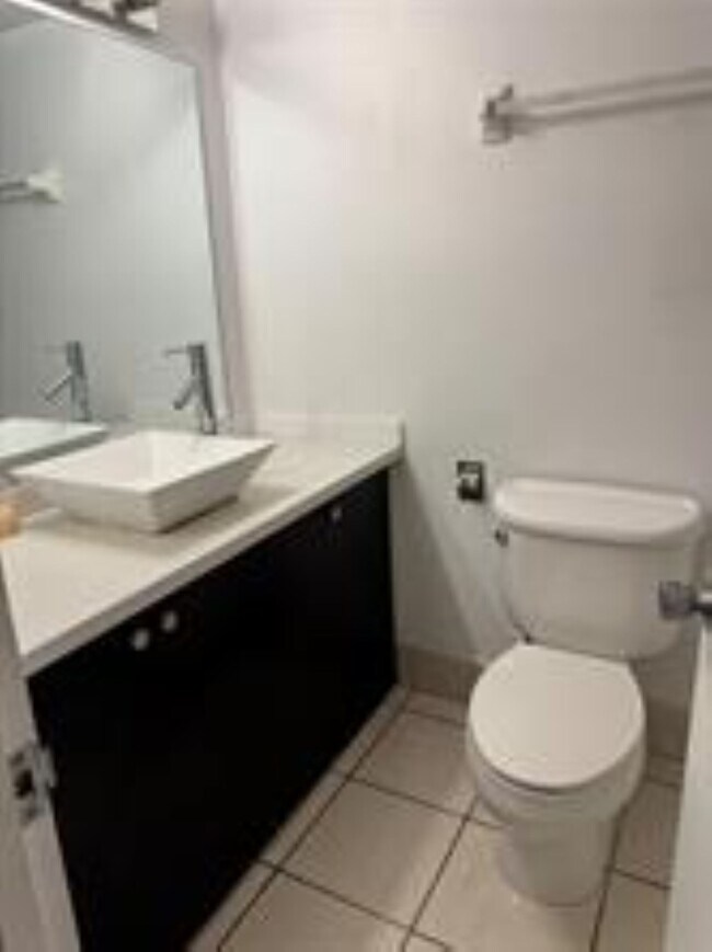 Foto del edificio - 6200 NE 22nd Way