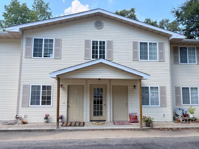 Foto principal - 185 Walker Rd