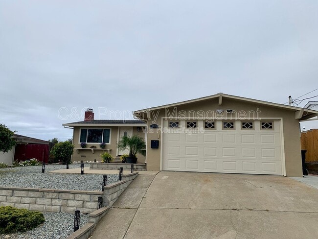 Building Photo - 1975 Paralta Ave