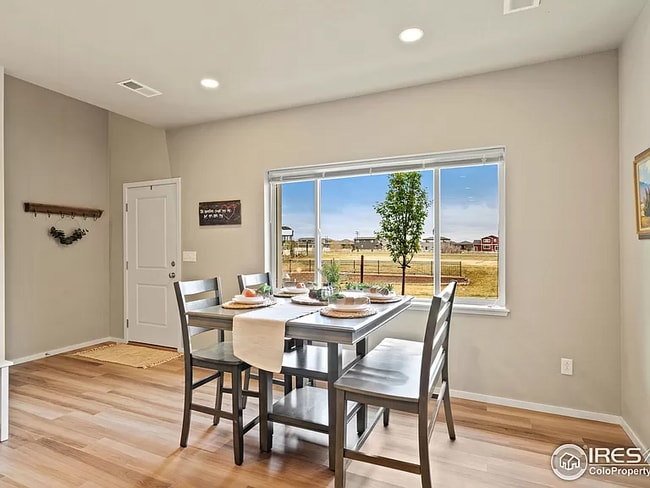 Building Photo - 3682 Ronald Reagan Ave