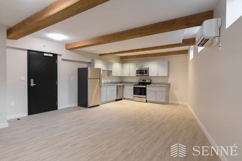 Building Photo - 129 Guild St