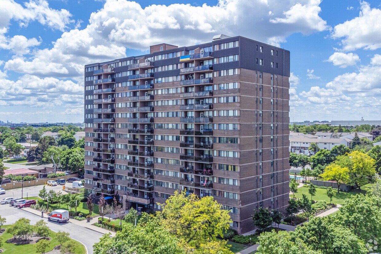 Braemar Place Apartments 78 Braemar Dr Brampton, ON