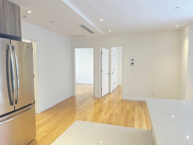 Building Photo - 4223 Parsons Blvd