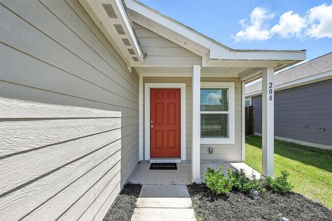 Building Photo - 208 Rubylace Dr