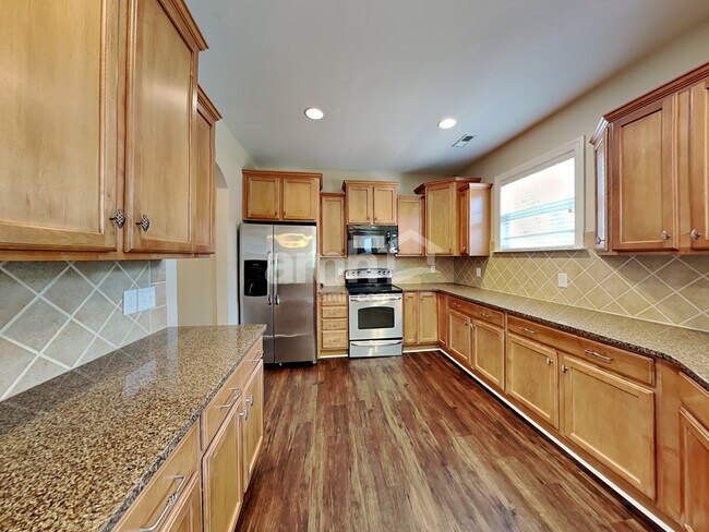 Foto del edificio - 8512 Dargan Ln