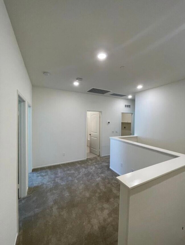 Foto del edificio - 30474 Downtown Way