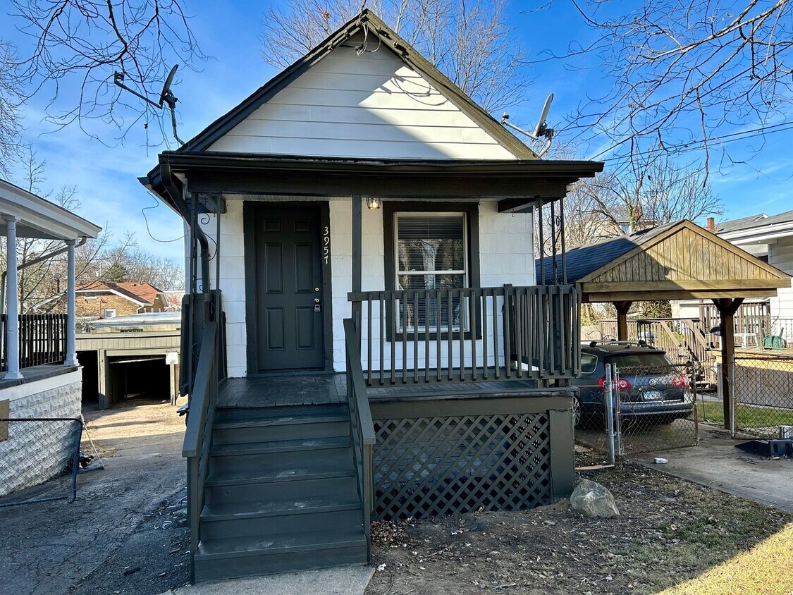 Cheviot: Cute quiet 1 bed bungalow. 1 ca... - Cheviot:  Cute quiet 1 bed bungalow.  1 ca...