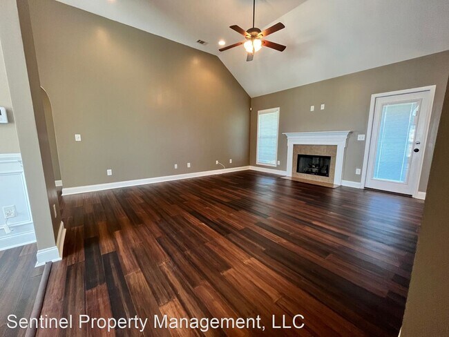 Foto del edificio - 3 br, 2 bath House - 114 Berkley Circle
