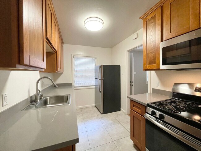 Photo - 411 22nd Street Apartment