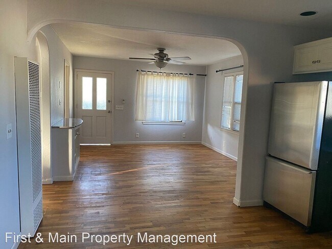 Building Photo - 2 br, 1 bath House - 1551 Menlo Ave
