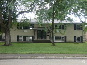 Building Photo - 241 S Small Ave