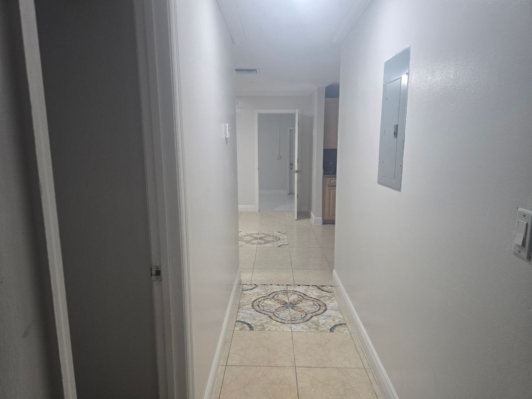 Foto del edificio - 8241 SW 4th St