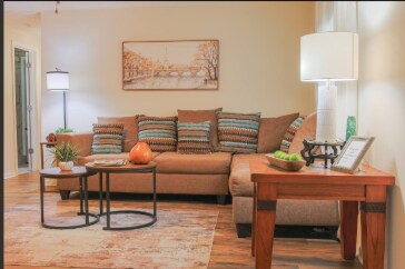 Foto del edificio - 116 Pannell Ave