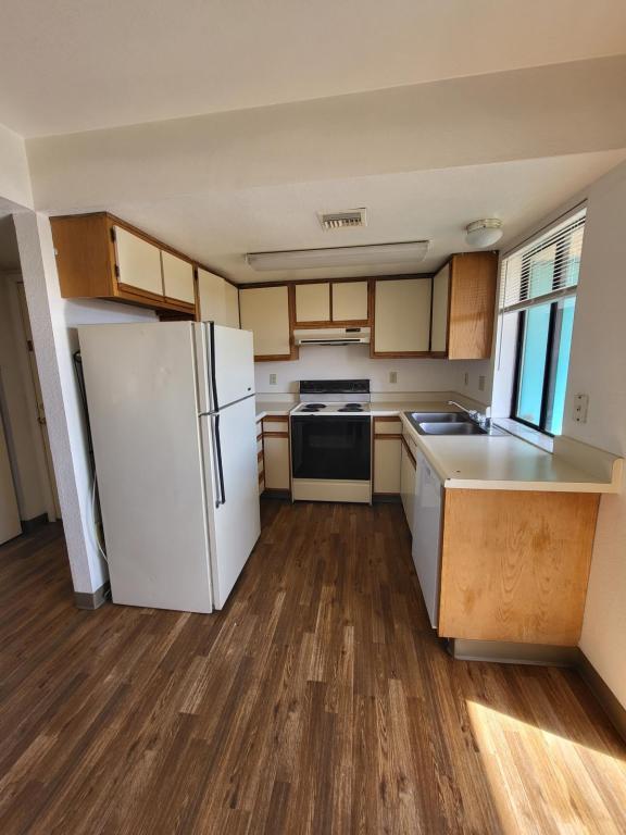 Foto principal - 1004 Beverly Ave #104