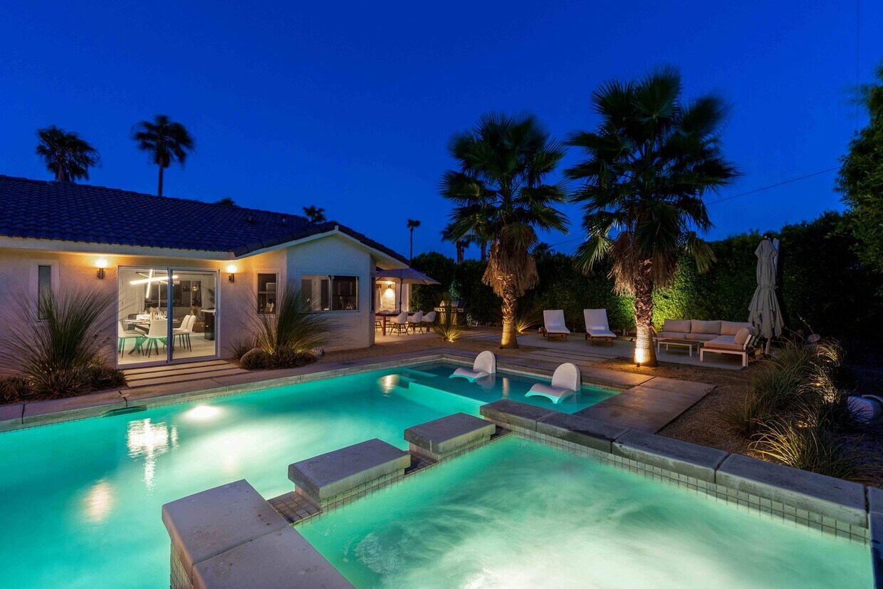 Foto principal - Luxury Oasis with Pool in Palm Springs