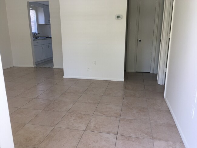 Living Room - 623 Shore Rd