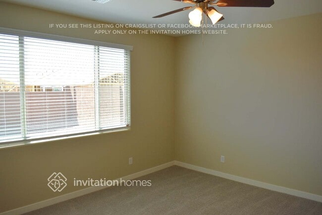 Foto del edificio - 19865 W Turney Ave